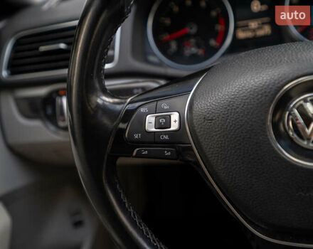 Фольксваген Пассат 2016 в Киеве на Automoto.ua Серый Фольксваген Пассат, объемом двигателя 1.8 л и пробегом 180 тыс. км за 12900 $, фото 27 на Automoto.ua