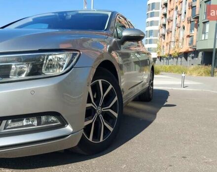 Серый Фольксваген Пассат, объемом двигателя 1.6 л и пробегом 297 тыс. км за 15000 $, фото 25 на Automoto.ua