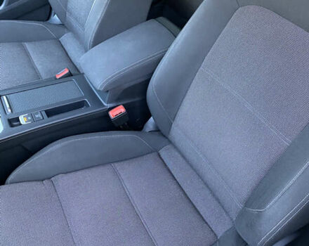 Сірий Фольксваген Пассат, об'ємом двигуна 1.6 л та пробігом 313 тис. км за 13300 $, фото 21 на Automoto.ua