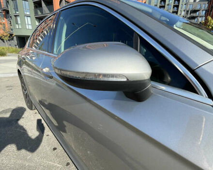 Серый Фольксваген Пассат, объемом двигателя 1.6 л и пробегом 297 тыс. км за 15000 $, фото 11 на Automoto.ua