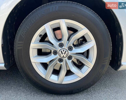 Серый Фольксваген Пассат, объемом двигателя 1.8 л и пробегом 111 тыс. км за 12999 $, фото 9 на Automoto.ua