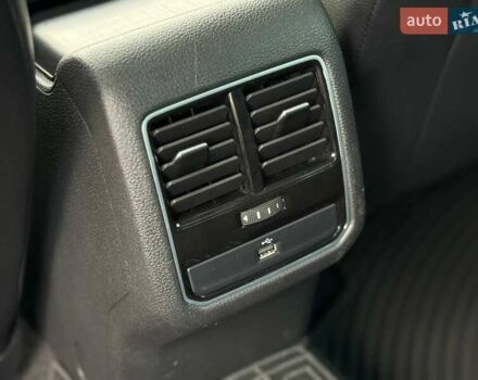 Серый Фольксваген Пассат, объемом двигателя 1.78 л и пробегом 177 тыс. км за 12400 $, фото 34 на Automoto.ua