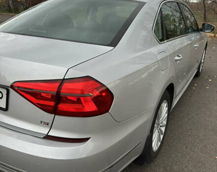 Серый Фольксваген Пассат, объемом двигателя 1.8 л и пробегом 180 тыс. км за 12800 $, фото 5 на Automoto.ua