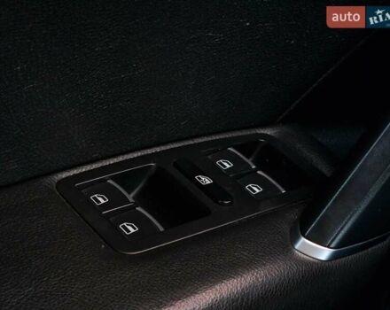 Серый Фольксваген Пассат, объемом двигателя 1.8 л и пробегом 169 тыс. км за 11490 $, фото 52 на Automoto.ua