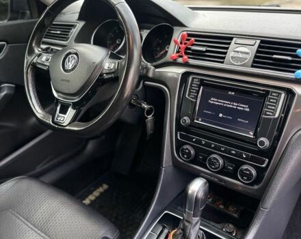 Сірий Фольксваген Пассат, об'ємом двигуна 1.8 л та пробігом 185 тис. км за 14600 $, фото 9 на Automoto.ua