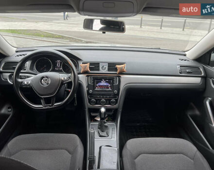 Сірий Фольксваген Пассат, об'ємом двигуна 1.8 л та пробігом 160 тис. км за 12200 $, фото 3 на Automoto.ua