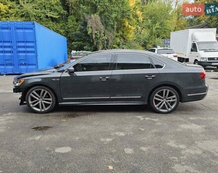 Фольксваген Пассат 2016 в Киеве на Automoto.ua Серый Фольксваген Пассат, объемом двигателя 1.8 л и пробегом 170 тыс. км за 4700 $, фото 3 на Automoto.ua