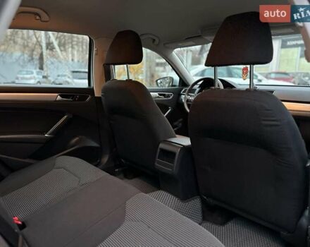 Серый Фольксваген Пассат, объемом двигателя 1.8 л и пробегом 109 тыс. км за 13490 $, фото 18 на Automoto.ua