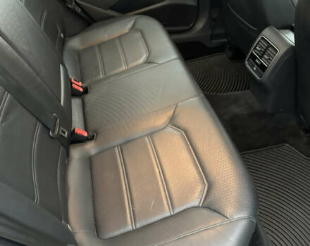 Серый Фольксваген Пассат, объемом двигателя 1.8 л и пробегом 180 тыс. км за 12800 $, фото 12 на Automoto.ua