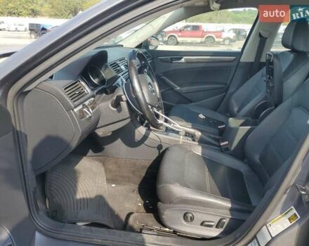 Серый Фольксваген Пассат, объемом двигателя 1.8 л и пробегом 126 тыс. км за 2300 $, фото 6 на Automoto.ua