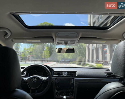 Серый Фольксваген Пассат, объемом двигателя 1.8 л и пробегом 184 тыс. км за 13500 $, фото 17 на Automoto.ua