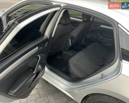 Сірий Фольксваген Пассат, об'ємом двигуна 1.8 л та пробігом 160 тис. км за 12200 $, фото 9 на Automoto.ua