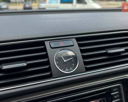 Сірий Фольксваген Пассат, об'ємом двигуна 1.8 л та пробігом 201 тис. км за 12500 $, фото 12 на Automoto.ua