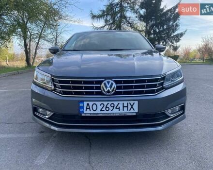 Сірий Фольксваген Пассат, об'ємом двигуна 1.8 л та пробігом 185 тис. км за 14500 $, фото 5 на Automoto.ua