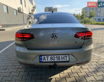 Сірий Фольксваген Пассат, об'ємом двигуна 1.6 л та пробігом 313 тис. км за 13300 $, фото 11 на Automoto.ua