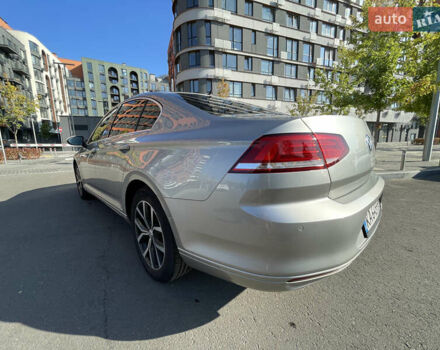 Серый Фольксваген Пассат, объемом двигателя 1.6 л и пробегом 297 тыс. км за 15000 $, фото 17 на Automoto.ua