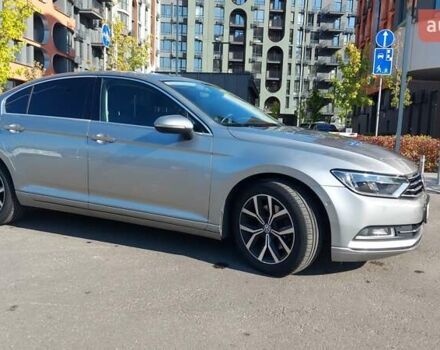 Серый Фольксваген Пассат, объемом двигателя 1.6 л и пробегом 297 тыс. км за 15000 $, фото 7 на Automoto.ua