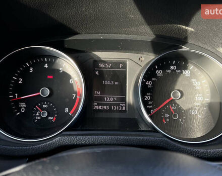 Серый Фольксваген Пассат, объемом двигателя 1.8 л и пробегом 298 тыс. км за 11500 $, фото 9 на Automoto.ua
