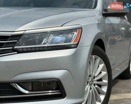 Серый Фольксваген Пассат, объемом двигателя 1.78 л и пробегом 177 тыс. км за 12400 $, фото 2 на Automoto.ua