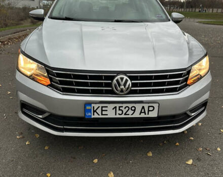 Серый Фольксваген Пассат, объемом двигателя 1.8 л и пробегом 180 тыс. км за 12800 $, фото 8 на Automoto.ua