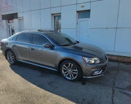 Сірий Фольксваген Пассат, об'ємом двигуна 1.8 л та пробігом 163 тис. км за 15500 $, фото 3 на Automoto.ua