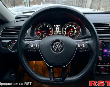 Серый Фольксваген Пассат, объемом двигателя 1.8 л и пробегом 12000 тыс. км за 15700 $, фото 7 на Automoto.ua