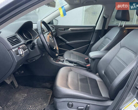 Серый Фольксваген Пассат, объемом двигателя 1.8 л и пробегом 121 тыс. км за 13100 $, фото 9 на Automoto.ua