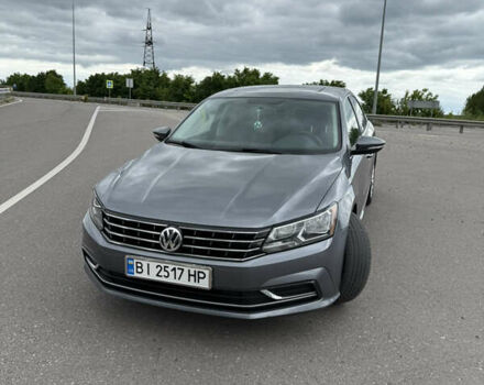 Серый Фольксваген Пассат, объемом двигателя 1.8 л и пробегом 112 тыс. км за 14300 $, фото 1 на Automoto.ua