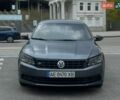 Серый Фольксваген Пассат, объемом двигателя 1.8 л и пробегом 136 тыс. км за 12800 $, фото 1 на Automoto.ua