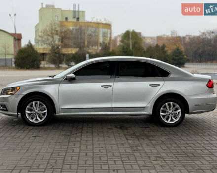 Сірий Фольксваген Пассат, об'ємом двигуна 1.8 л та пробігом 172 тис. км за 10399 $, фото 7 на Automoto.ua