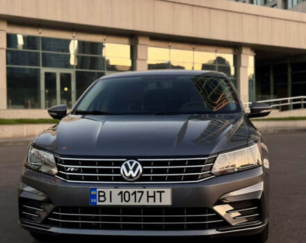 Серый Фольксваген Пассат, объемом двигателя 1.8 л и пробегом 118 тыс. км за 12899 $, фото 5 на Automoto.ua