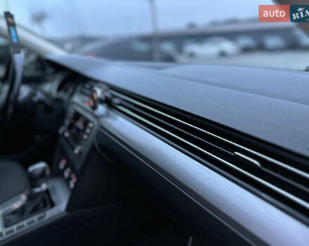 Серый Фольксваген Пассат, объемом двигателя 1.4 л и пробегом 274 тыс. км за 12900 $, фото 24 на Automoto.ua