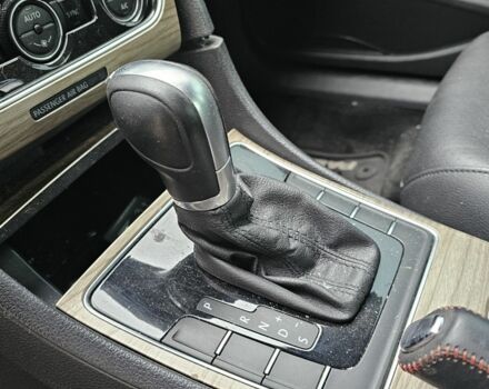 Серый Фольксваген Пассат, объемом двигателя 1.8 л и пробегом 170 тыс. км за 5000 $, фото 14 на Automoto.ua