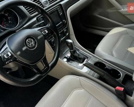 Сірий Фольксваген Пассат, об'ємом двигуна 1.8 л та пробігом 201 тис. км за 12500 $, фото 22 на Automoto.ua