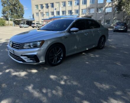 Серый Фольксваген Пассат, объемом двигателя 1.8 л и пробегом 146 тыс. км за 13800 $, фото 1 на Automoto.ua