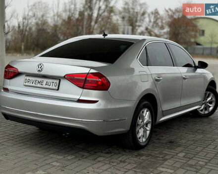 Сірий Фольксваген Пассат, об'ємом двигуна 1.8 л та пробігом 172 тис. км за 10399 $, фото 4 на Automoto.ua