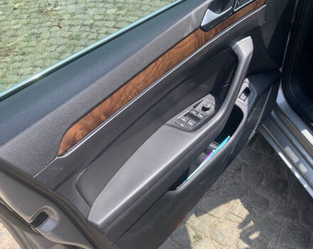 Серый Фольксваген Пассат, объемом двигателя 1.97 л и пробегом 216 тыс. км за 18000 $, фото 5 на Automoto.ua