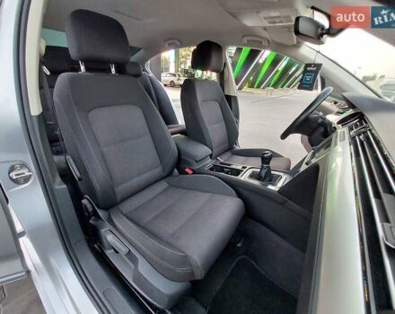 Серый Фольксваген Пассат, объемом двигателя 0 л и пробегом 196 тыс. км за 13777 $, фото 68 на Automoto.ua