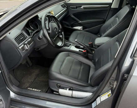 Серый Фольксваген Пассат, объемом двигателя 1.8 л и пробегом 112 тыс. км за 14300 $, фото 14 на Automoto.ua