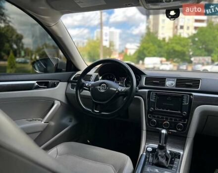 Сірий Фольксваген Пассат, об'ємом двигуна 1.8 л та пробігом 201 тис. км за 12500 $, фото 25 на Automoto.ua