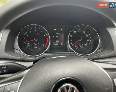 Серый Фольксваген Пассат, объемом двигателя 1.8 л и пробегом 290 тыс. км за 8999 $, фото 1 на Automoto.ua