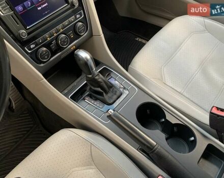 Сірий Фольксваген Пассат, об'ємом двигуна 2 л та пробігом 155 тис. км за 15500 $, фото 29 на Automoto.ua