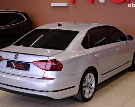 Сірий Фольксваген Пассат, об'ємом двигуна 1.8 л та пробігом 180 тис. км за 14800 $, фото 4 на Automoto.ua