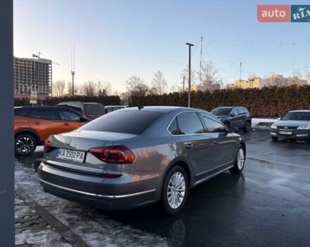 Сірий Фольксваген Пассат, об'ємом двигуна 1.8 л та пробігом 181 тис. км за 14300 $, фото 3 на Automoto.ua