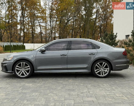 Фольксваген Пассат 2017 в Луцке на Automoto.ua Серый Фольксваген Пассат, объемом двигателя 1.8 л и пробегом 234 тыс. км за 14300 $, фото 4 на Automoto.ua