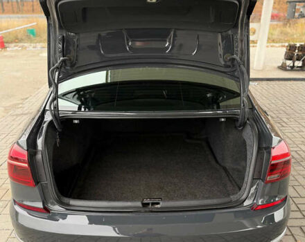 Сірий Фольксваген Пассат, об'ємом двигуна 1.8 л та пробігом 176 тис. км за 11799 $, фото 33 на Automoto.ua