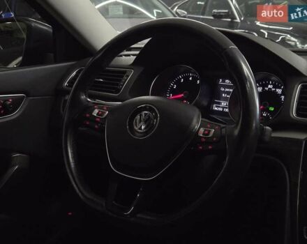 Сірий Фольксваген Пассат, об'ємом двигуна 2 л та пробігом 195 тис. км за 13699 $, фото 13 на Automoto.ua