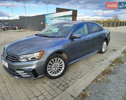 Сірий Фольксваген Пассат, об'ємом двигуна 2 л та пробігом 134 тис. км за 13499 $, фото 9 на Automoto.ua