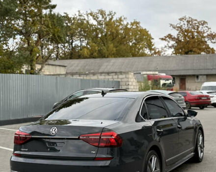 Серый Фольксваген Пассат, объемом двигателя 1.8 л и пробегом 255 тыс. км за 12500 $, фото 52 на Automoto.ua