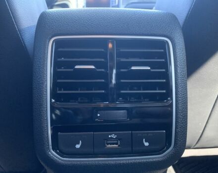 Серый Фольксваген Пассат, объемом двигателя 1.8 л и пробегом 229 тыс. км за 14999 $, фото 6 на Automoto.ua